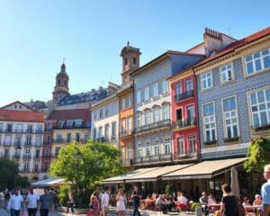 Prachtvolle Plätze in Porto, Portugal