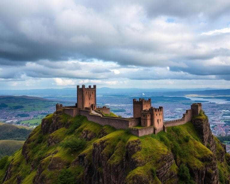 Edinburgh: Welche Burgen bieten faszinierende Ausblicke?