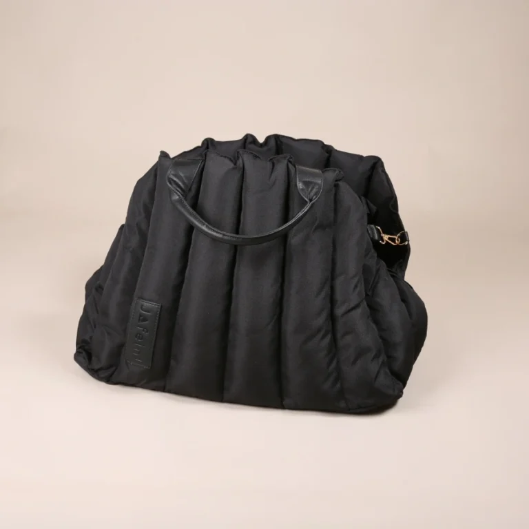 Perfekt für unterwegs: Hundetasche Car Paris Chic von JAfein!