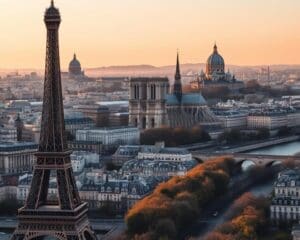 Was sind die bekanntesten Sehenswuerdigkeiten in Paris?